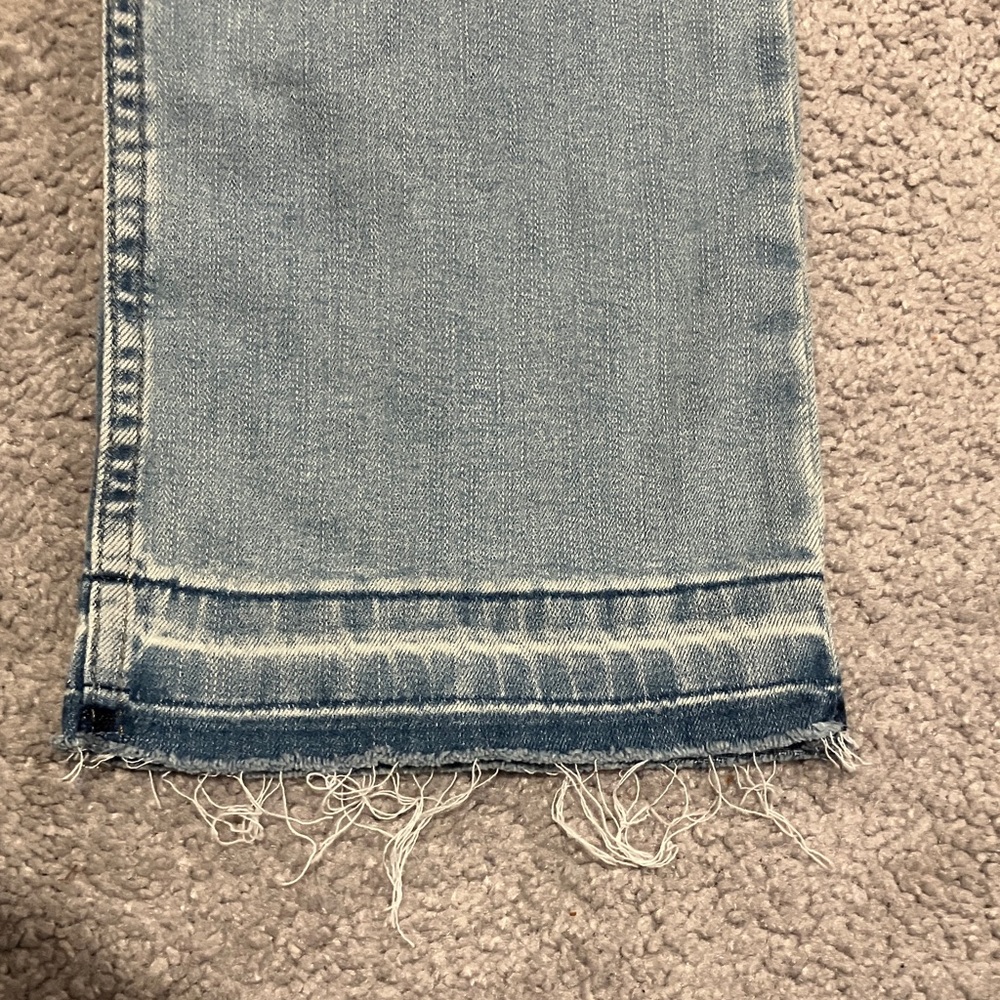 ❌SOLD on VINTED❌ - Lee Light Blue Capri Legendary Style Jeans - Picture 5 of 11